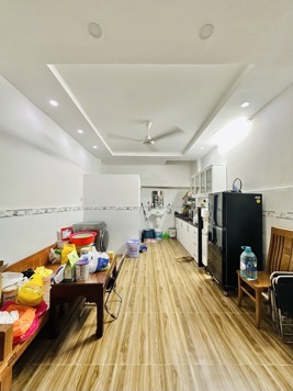 NHÀ ĐẸP TÂN BÌNH – Đi bộ ra Bở kè, 50m2, ngang lớn, kết cấu cứng cáp, ở được ngay.