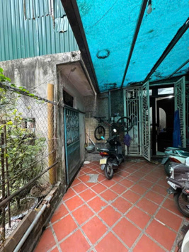 Tôn Thất Tùng, thông Trường Chinh, trước nhà xe ba gác, cách phố 50m, 28 m2 C4