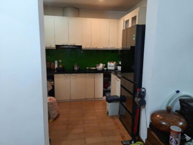 Tầng 2, Tập thể Phương Mai, sang trọng, 80 m2*2 ngủ*ban công rộng