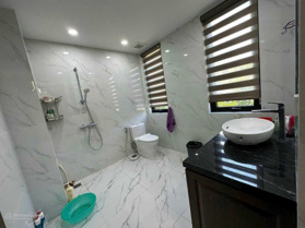 Bán căn góc 7 tầng tại Yên Lãng, Đống Đa. DT 60m2 x MT 10m. Thông sàn, gara ô tô - thang máy