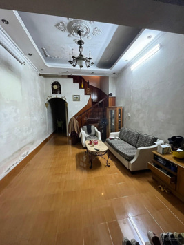 Cực hiếm! Bán nhà Đặng Văn Ngữ ô tô đỗ cổng, DT 41m2 x 4 tầng, 4 PN, giá chỉ 6.5 tỷ