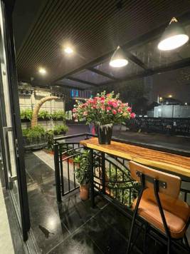 Bán tòa nhà Trần Thái Tông 155m x 9T, MT 8,1m, TM, vỉa hè, ô tô tránh, kd đỉnh 170 tỷ