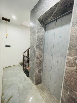 Chủ cần bán gấp nhà Văn Cao Liễu Giai 43M2 - 15 Tỷ