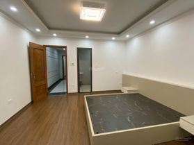 Bán nhà riêng tại Phường Bồ Đề, Long Biên, Hà Nội, 23,950 tỷ, 67,72 m2, nhà CC đẹp, nhiều tiện ích