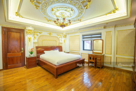 Chủ nhà định cư cần bán gấp Tài sản dòng tiền khu vip Liễu Giai, thu nhập 250 triệu/tháng