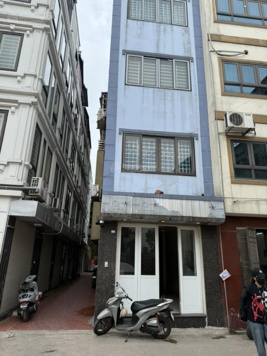 Chính chủ bán 32m tại Thanh Am oto đỗ cửa , ngõ nông