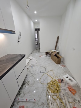 Cho thuê CHDV mới cứng ở Nguyễn Khánh Toàn 6 tầng – 22 phòng full đồ