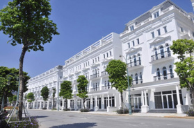 Bảng hàng LK BT trên đường Lê Quang Đạo tại Louis City giá tốt nhất - Hỗ trợ NH 70%. LH 0988 832 726