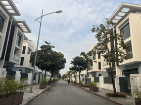 Cần bán biệt thự An Quý Villa. Hướng Đông Nam. Pháp lý sổ đỏ. LH 0983 983 448