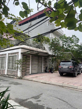 Cần bán nhà lô góc Ngọc Thụy - view hồ siêu đẹp - vỉa hè rộng - phù hợp làm văn phòng, showroom