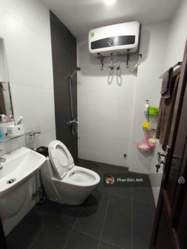 Bán nhà Văn Cao 51m2, nhà đẹp ở luôn, 5 tầng mặt ngõ 5m, ô chờ thang máy, lô góc LH 0843 983 456