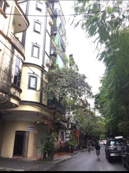 Chính chủ cho thuê CC mini cao cấp 2PN, 1WC, 45m2, 5-7 tr VND ĐC 52/75 Hồng Hà, PX, Ba Đình, Hà Nội