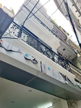 NHÀ 6 TẦNG THANG MÁY x 45m2 Đội Cấn, Ba Đình – FULL NỘI THẤT - Sổ nở hậu - Cách mặt phố 10M