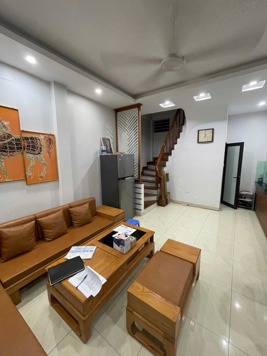 Siêu phẩm Trung Kính 36m² x 5T, MT 4.3m, ngõ thông, ô tô, gần phố, Full Nt, 9.2 tỷ