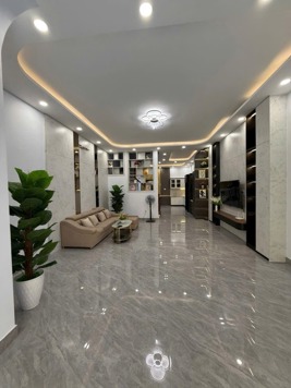 QUẬN 3 – CÁCH MẠNG THÁNG 8, 75m2, ngang bự 5.5m, 3 tầng, rộng - thoáng - nhìn mê li.
