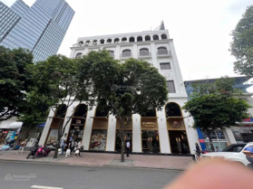 Cho thuê nhà 123 Lê Lợi Quận 1 phường Bến Thành, TP Hồ Chí Minh 25 x 27 2500m2 giá 350 triệu