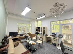 Bán căn góc 124.6m2 - KĐT Xa La - Vị trí cực đẹp kinh doanh, văn phòng hay để ở. Giá chỉ 31,5 tỷ BP