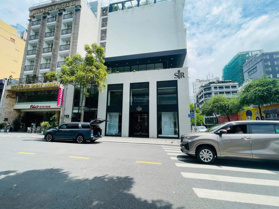 Cho thuê nhà góc 2 mặt tiền số 2 Mạc Thị Bưởi với Hai Bà Trưng, Quận 1, mặt tiền siêu đẹp 300tr/th