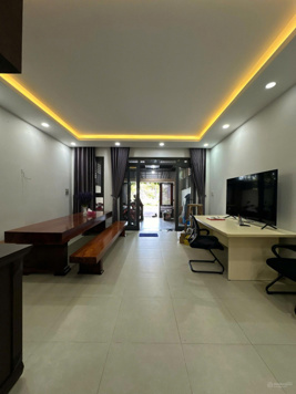 Cho thuê nhà 3 tầng đầy đủ nội thất KĐT Mỹ Gia. Giá: 18tr/tháng