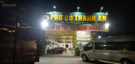 Cả nhà cả đất đối diện bến xe Đông Triều đang cho thuê 15tr/tháng