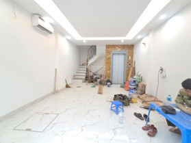 8.9 TỶ-34,M2-6 TẦNG MỚI-THANG MÁY-10M Ô TÔ-BỜ SÔNG SÉT-HOÀNG MAI