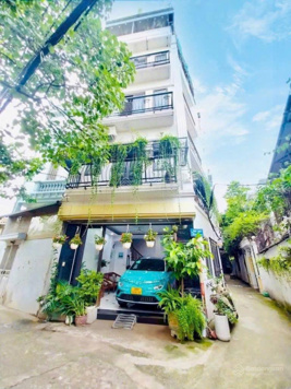 SIÊU PHẨM TRƯƠNG ĐỊNH, TÂN MAI - LÔ GÓC 2 MẶT NGÕ - 6 TẦNG THANG MÁY - Ô TÔ VÀO NHÀ