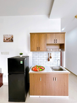 Studio full nội thất mới 100% chưa bóc seal gần ngay chung cư Kingdom 101