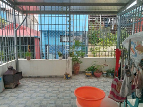 Bán nhà dân xây, lô góc, 4 chỗ qua nhà, KD online, thông số đẹp