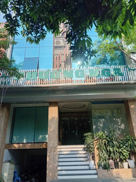 Chính chủ cho thuê văn phòng trọn gói tại tòa nhà Phương Nga tại phố Thọ Tháp,Khúc Thừa Dụ,Cầu Giấy