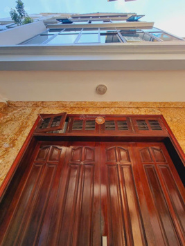 Bán hoặc cho thuê nhà riêng, 5 tầng, phố Đại Từ. Chấp nhận trung gian, môi giới.