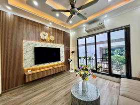 BÁN GẤP!!!GIÁ TỐT!!! PHÂN LÔ Ô TÔ TRÁNH VỈA HÈ KINH DOANH 52M GIÁ 21 TỶ