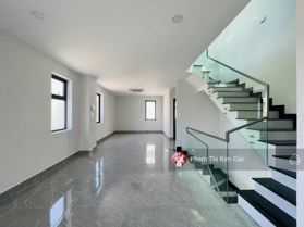 Tổng hợp các căn hót Lakeview City. Nhà phố 25 tr, full NT 30tr. Biệt thự hồ 35tr, full NT 44 triệu