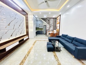 NHÀ MỚi KÍNH KOONG - GẦN PHỐ - MINH KHAI, HOÀNG MAI - 44m2 - MT 5,2m - 8,05TỶ