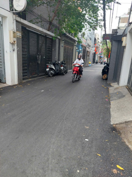 Địa chỉ hẻm xe hơi 443 Lê văn sỹ p.12 Quận 3