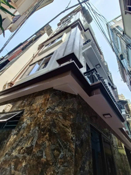 BÁN NHÀ PHỐ TRẦN CUNG-  NHÀ MỚI THANG MÁY - LÔ GÓC 3 MẶT NGÕ - Ô TÔ VÀO NHÀ- KD-58m2 GIÁ 18.5 TỶ