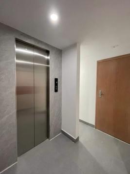 Bán Nhà Trần Duy Hưng. Cầu Giấy. 7 Tầng Thang Máy. DT 64m2. MT 4,2m. Giá 18,6 Tỷ.