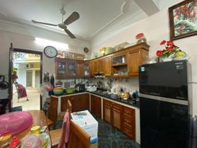 Bán Nhà  Nguyễn Trãi 47m2 x 4 Tầng MT 4m Ô Tô Tránh K/D Siêu Thị MINI,16.8 Tỷ Hai thoáng