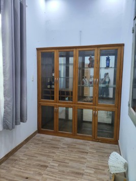 Cho thuê nhà cấp 4 đường số Ngay Lâm Văn Bền Q7 dt 10x20m