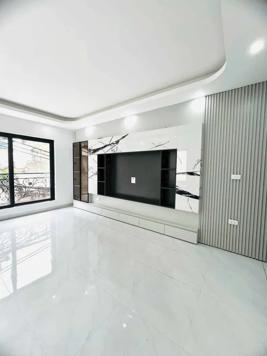 Bán Nhà Định Công Thượng. Hoàng Mai. Ô Tô. DT 42m2. MT 3,8m. 5 Tầng. Giá 10.95 Tỷ.