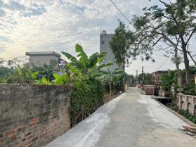 Diện tích 190m2, mặt tiền 6m oto vào. Tại Cộng Lạc, Tứ Kỳ. Giá 1.6 tỷ