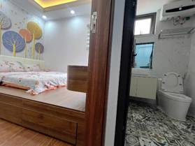 Bán Nhà Đẹp Cầu Giấy 36m x 6T – Ngõ Thông – Gần Ô Tô – 2 Mặt Thoáng – Full NT 8,65 Tỷ