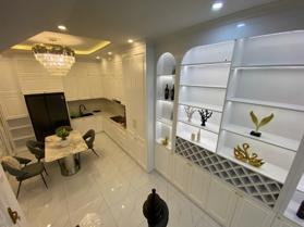 Bán Nhà Láng Trung. Đống Đa. Lô Góc. DT 55m2. MT 4,1m. 4 Tầng. Giá 13,4 Tỷ.