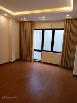 Chính chủ bán căn nhà DT 35m x 5 T đường Tả Thanh Oai huyện Thanh Trì thành phố HN LH 0981 791 199