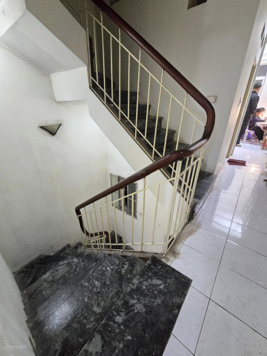 Cần bán gấp nhà Khuất Duy Tiến Thanh Xuân, ngõ thông gần ô tô tránh, 66m2 móng 8tầng, 15.x tỷ