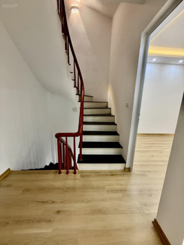 CHÍNH CHỦ BÁN NHANH NHÀ ĐẸP SÁT MẶT PHỐ KIM GIANG - GẦN Ô TÔ TRÁNH DỪNG ĐỖ NGÀY ĐÊM - KINH DOANH