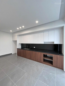 Bán nhà riêng tại khu TT Licola, 488 Ngọc Hồi, 11 tỷ, 102 m2, 5 tầng, có thang máy. Uy tín