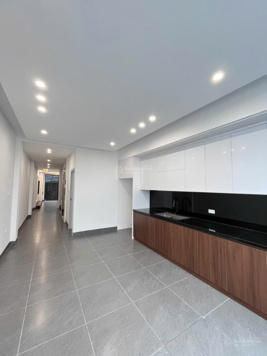 Bán nhà riêng tại khu TT Licola, 488 Ngọc Hồi, 11 tỷ, 102 m2, 5 tầng, có thang máy. Uy tín