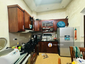 Hàng hiếm Khương Đình DT 40m2 cạnh hồ Hạ Đình - cách phố hơn 100m - nội thất đẹp giá chỉ quanh 6 tỷ