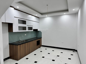 Bán nhà mới xây gần ĐH Công Nghiệp/ga Metro Nhổn, DT: 40m2 x 4tầng, MT 3,6m, ôtô đỗ cửa, giá 5 tỷ