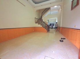 BÁN NHÀ XUÂN THUỶ, 54M x 5T - MT 4M, Ô TÔ DỪNG ĐỖ 24/24, 3 BƯỚC RA PHỐ, 2 THOÁNG